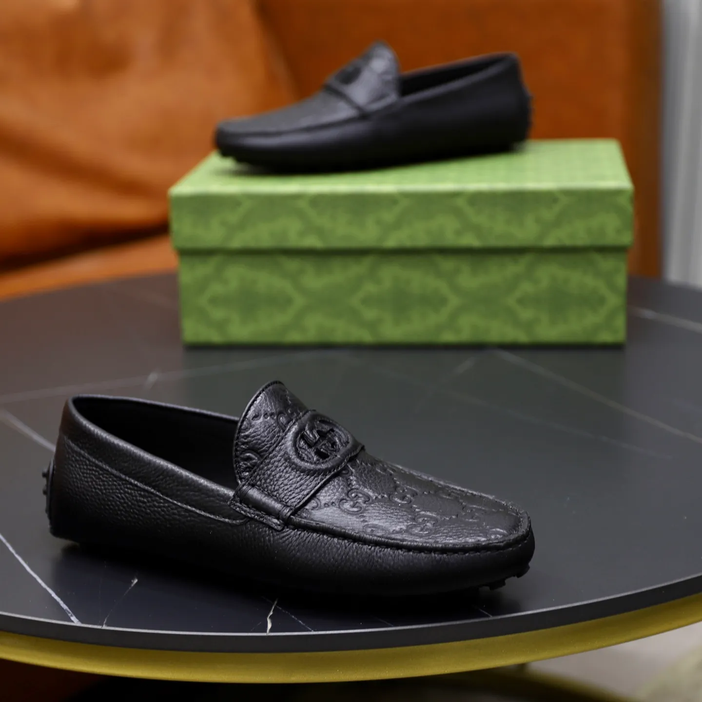 Ex-factory price: 480💰【GUCCI】Gucci ⚠️High-end men’s driving and pedal series ⚠️38-44 (customized for 45) ⚠️All original cowhide leather! Thick and soft! Made entirely of calfskin lining! Rubber sheet anti-slip beanie sole! Three-dimensional package technology! Fashionable and classic! Handicrafts! Original high quality! Feel free to compare!